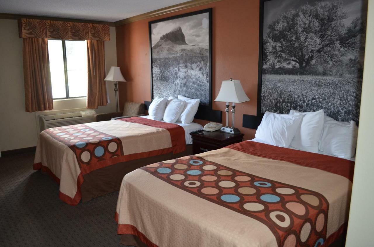 Hill Country Inn And Suite Copperas Cove Eksteriør billede
